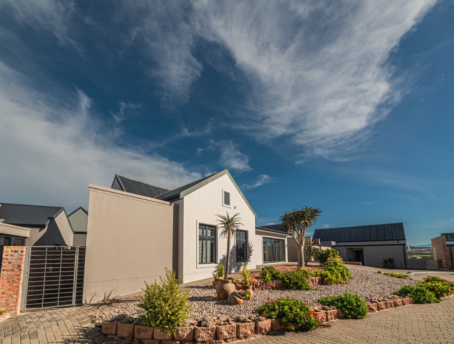 3 Bedroom Property for Sale in Hartenbos Central Western Cape